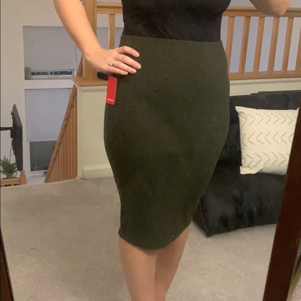 Forever 21 Knit Pencil Skirt